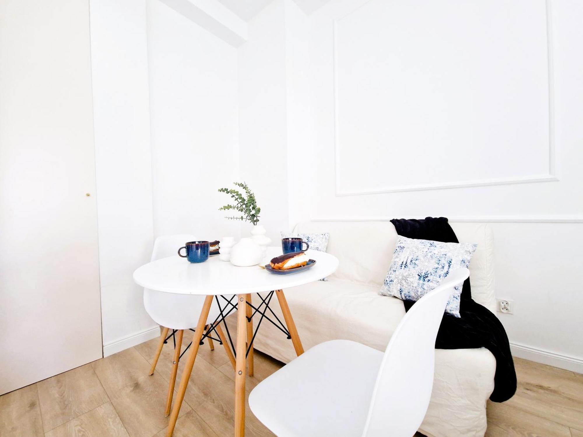 J&W Apartments Grojecka Glam Flat Warsaw Exterior photo